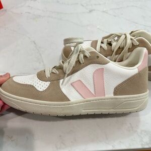 Veja sneakers